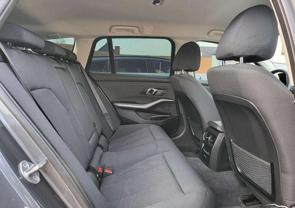 BMW Seria 3 cena 127900 przebieg: 12527, rok produkcji 2021 z Słupca małe 667
